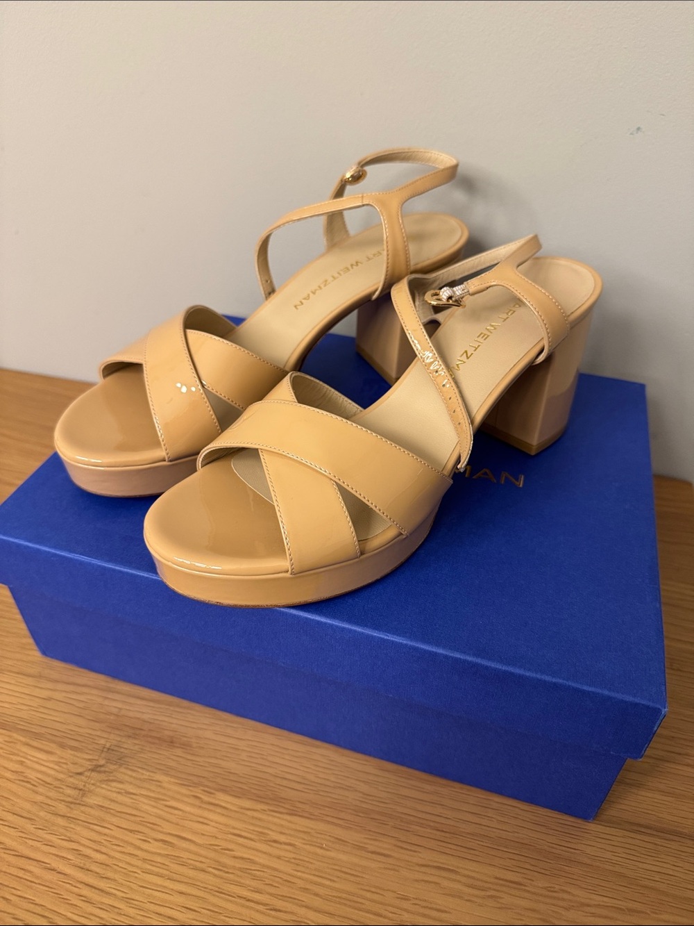 Stuart Weizmann Dayna Adobe Platform Block Heel Sandals 9.5 B